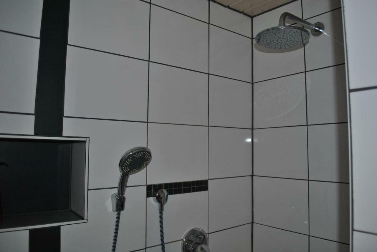 Ferienwohnung Giessl กิงเงน อัน แดร์เบรนซ์ ภายนอก รูปภาพ